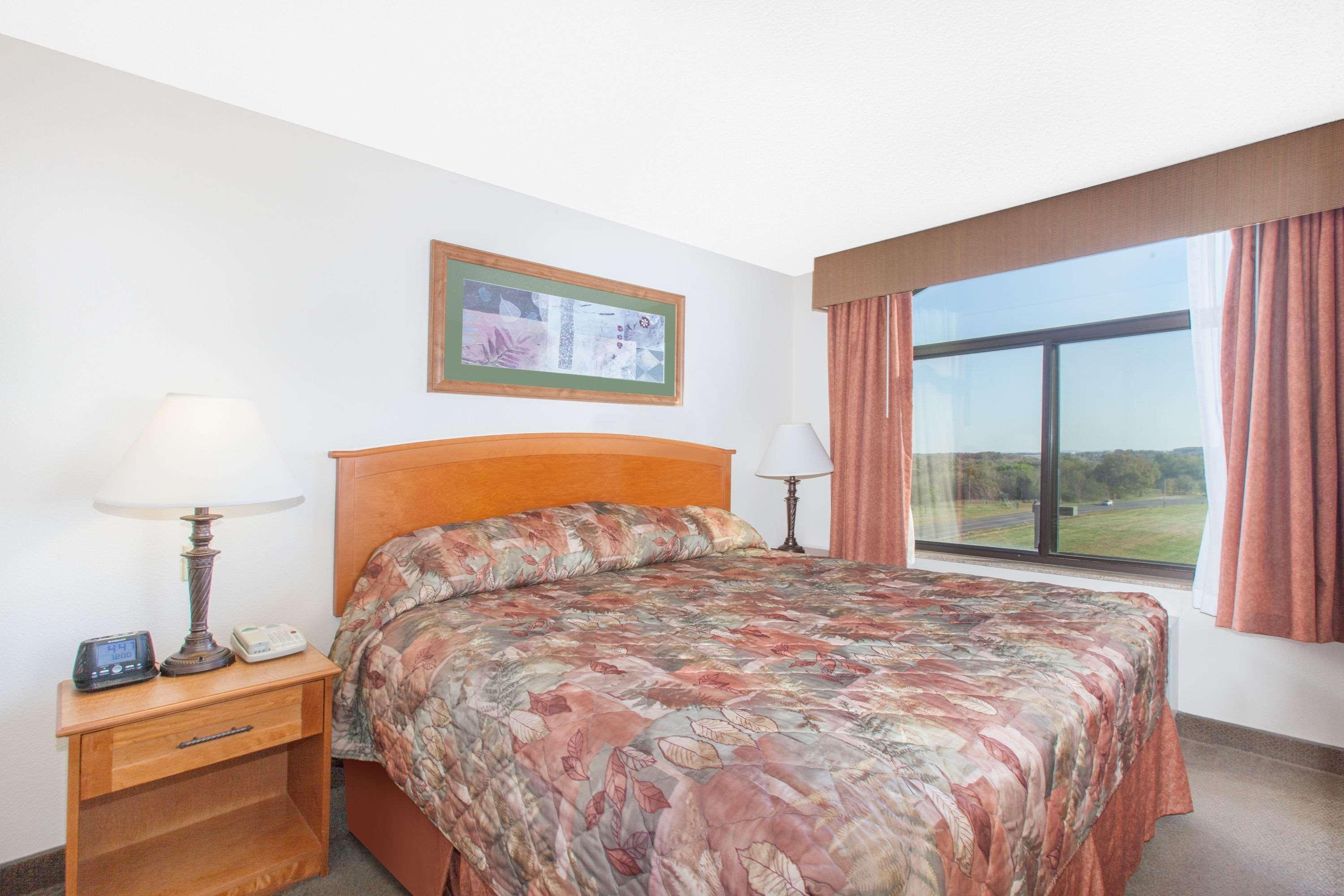 Wingate By Wyndham Bentonville Exterior photo